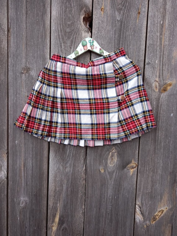 Pic Of Girls In Mini Skirts Checker