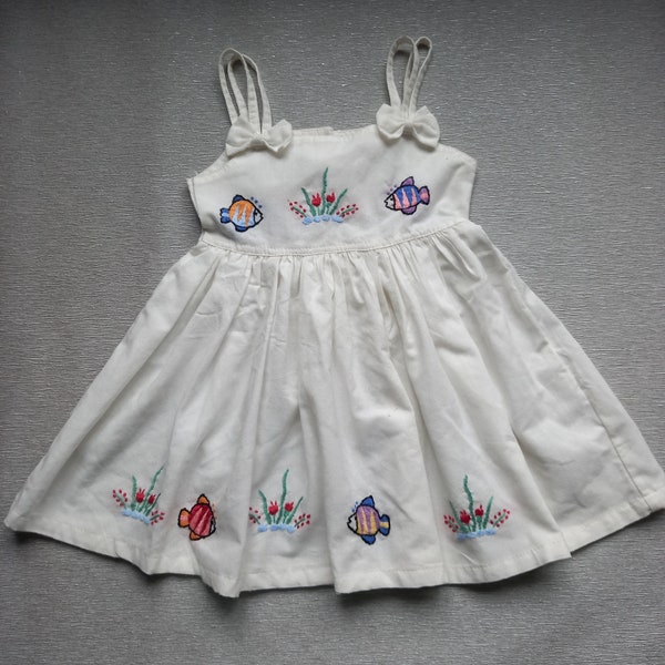 Robes blanches des années 2000 fille vintage poisson robe d'été des années 1990 coton vêtements enfants vêtements enfants taille 2 3 ans fosse à fosse 10" robe Fiesta