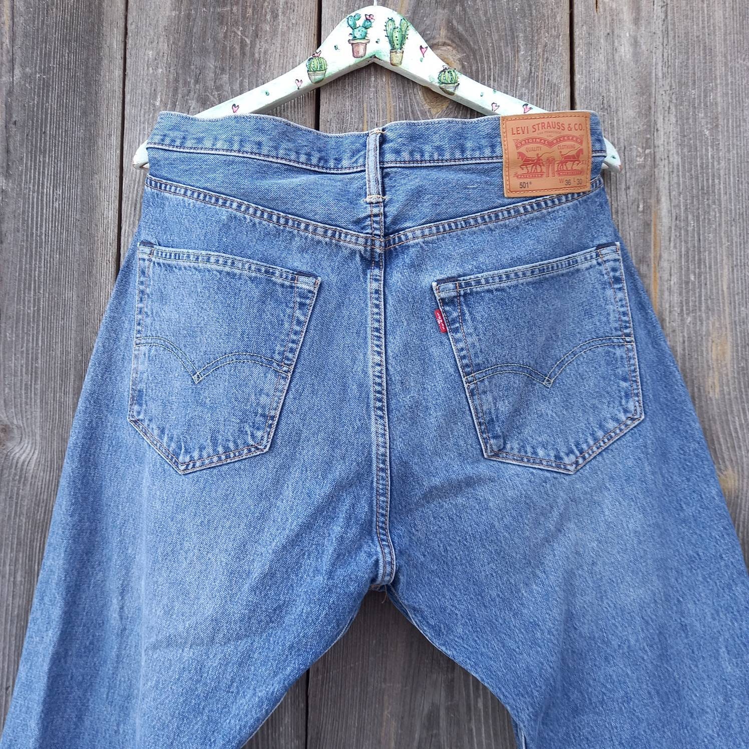 Vintage Levis 501 Jeans: 2000s High Waisted Selvedge Denim (W36