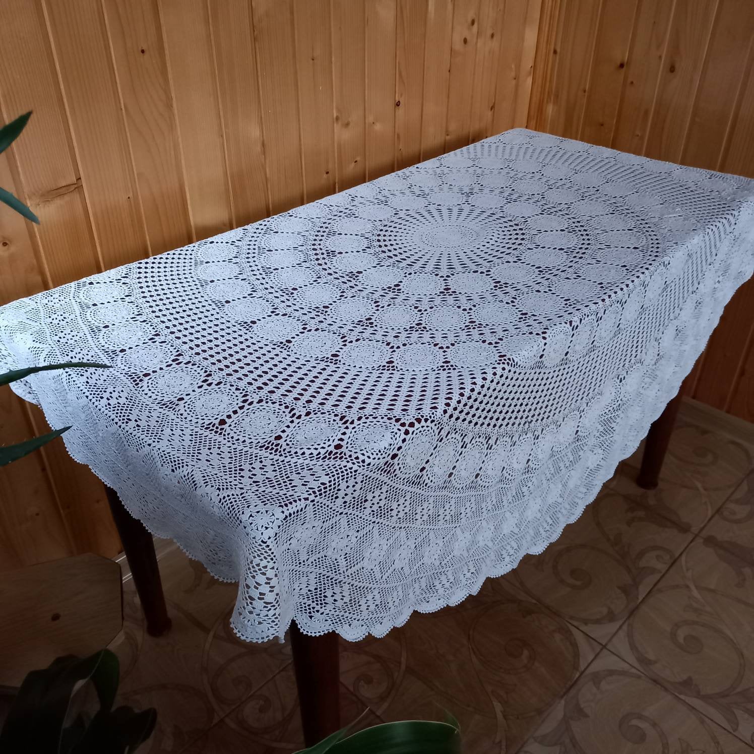 白いレースのテーブルクロスハンドメイドビンテージ ヴィンテージかぎ針編みの白いテーブルクロス：ハンドメイド
