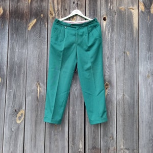 90s Vintage Green Pleated Pants: High Waist Festival Style (M/L)