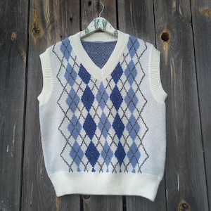 Vintage Y2K Knit Sweater Vest Womens Unisex Blue and White Checkered Vest 2000s Sleeveless Winter Pullover for Men or Women 00s Size M L