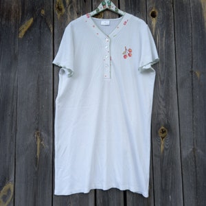 Camisón con estampado de cerezas vintage de los 90: camiseta de dormir extragrande de algodón (L/XL)
