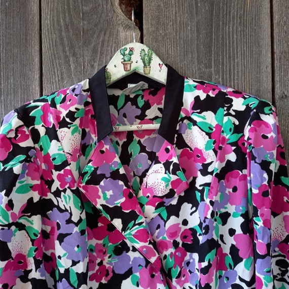 90s Colorful blouses womens Roses Vintage Top Ret… - image 3