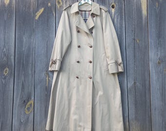 Vintage Beige Trench Coat: Retro Classic Overcoat, Size L