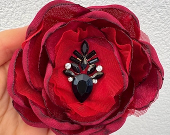 Broche de flor roja, broche de flor roja, broche de flor burdeos, broche de flor hecho a mano