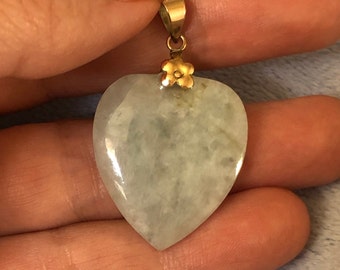 Natural Pure Green Jadeite Pendant 18K Solid Yellow Gold & Natural