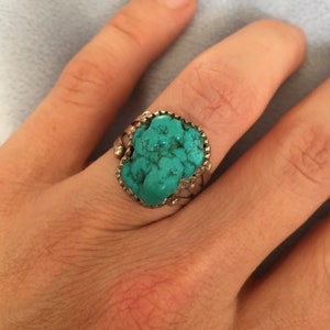 Gorgeous South Western Unisex Sterling turquoise nugget Ring size 8