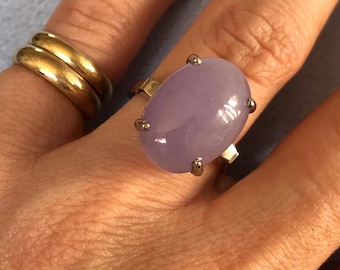 Anillo solitario de jade lavanda de plata esterlina 8