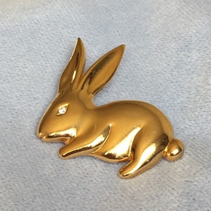 Vintage Signed Liz Claiborne Rabbit Pin Bunny Brooch W/Crystal eye