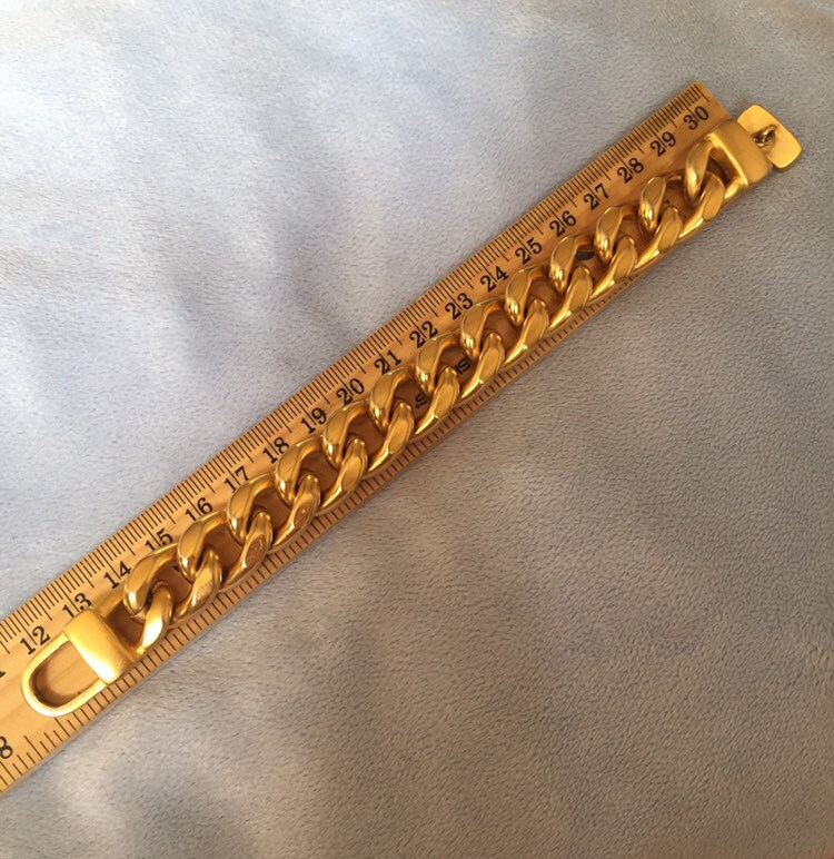 【VINTAGE HOLLYWOOD】Matte Classic Chain Bracelet Vintage Yellow Gold Tone Heavily Etched Inter Woven Rollo