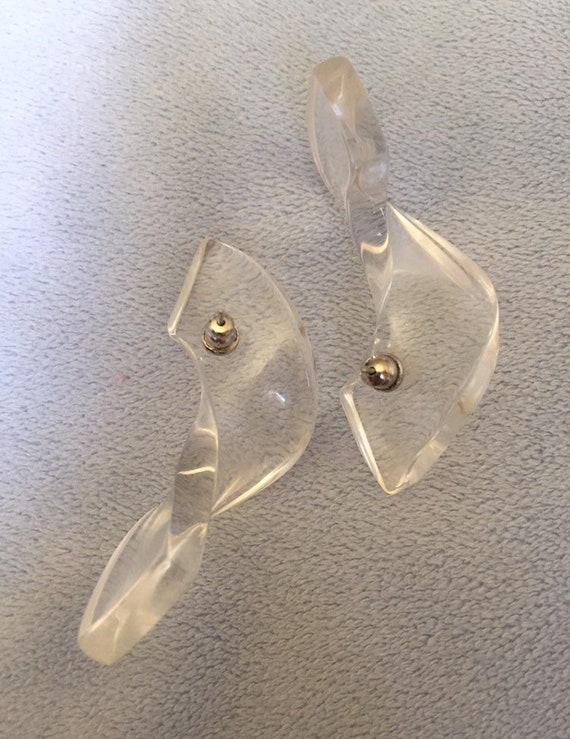 Modernist 1970’s Abstract wave Lucite earrings - image 3