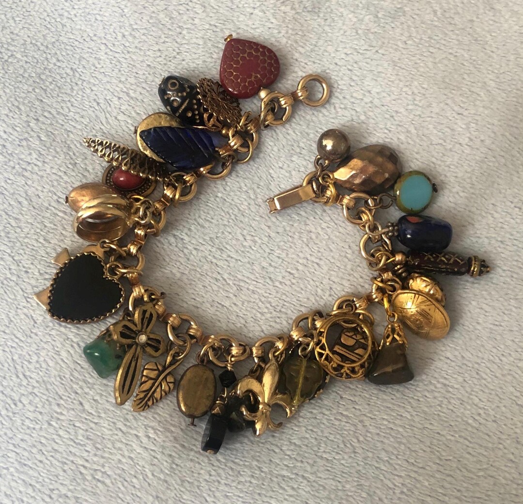 Vintage Charm Bracelet W/loaded 30 Charms Assorted Glass Tiny Charms ...