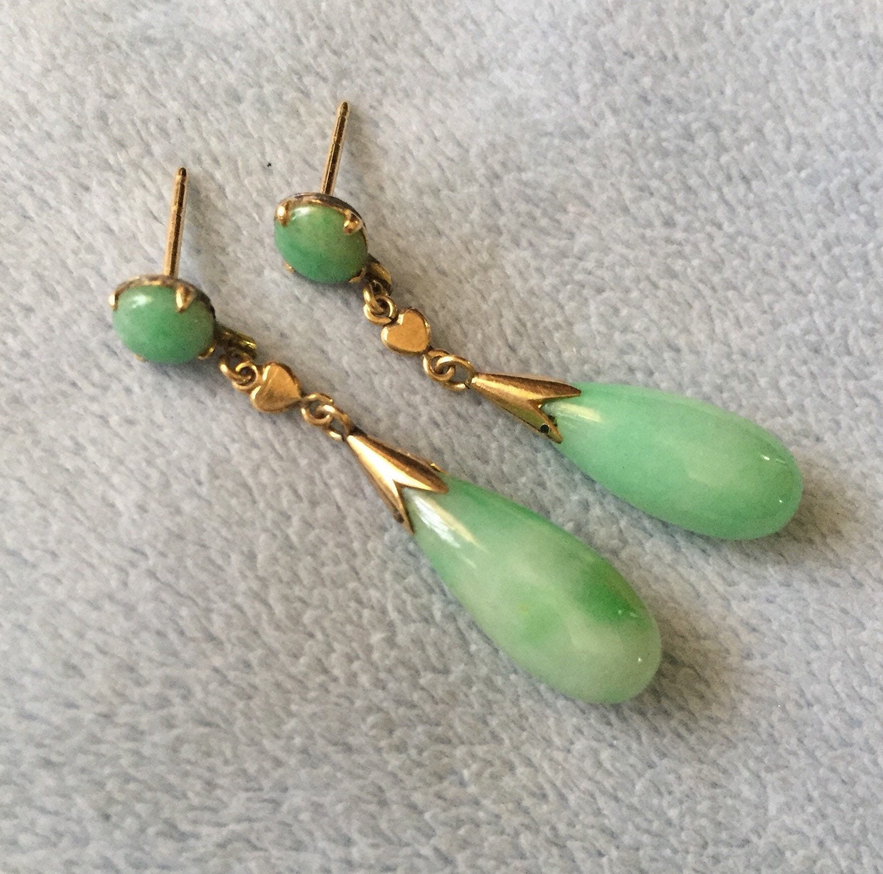 Art Deco 14K Apple Green Dangle Jade Earrings