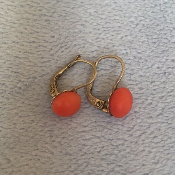 Broche Vintage En Corail Naturel Et Argent 800 - Forme Fleur, Couleur Saumon, Occasion