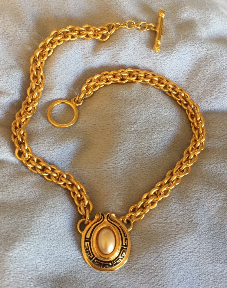 Vintage Horseshoe Pearl Enamel Signed FENDI Logo FF Necklace W