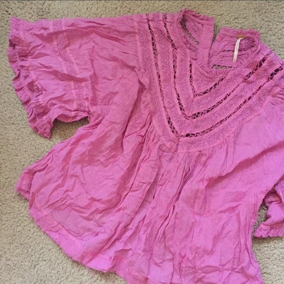 Vintage Pink Bell sleeves lacy chevron blouse top… - image 1
