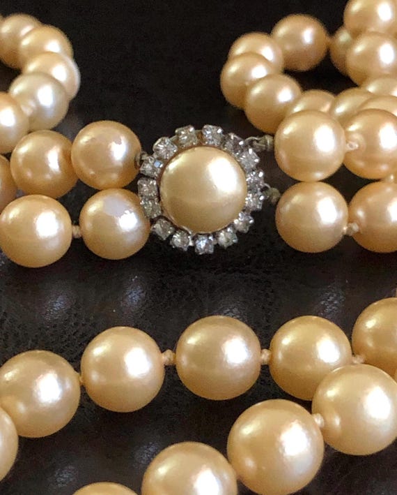 1940 - 1960 Signed VOGUE JLRY Glass Coated Pearls Double