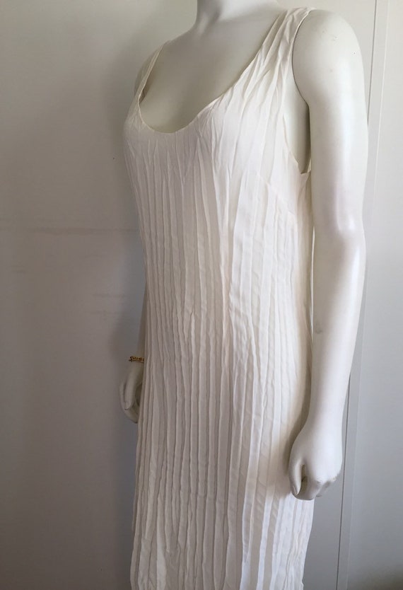 Vintage 1970s Ivory Lace Accordion pleated underg… - image 8