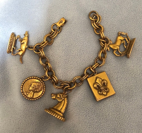 Vintage Coro French thyme Charm Bracelet W/Double… - image 1