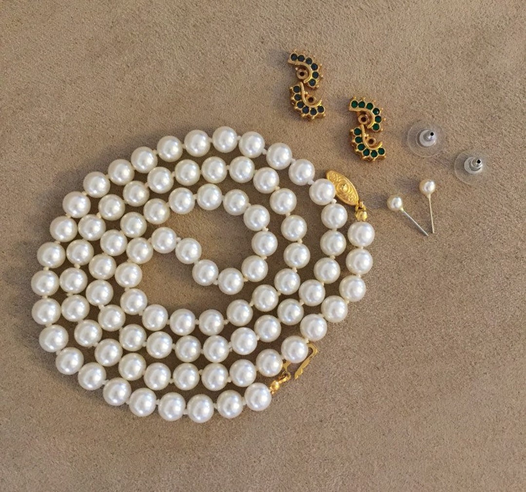 Statement Glass Pearl Necklace