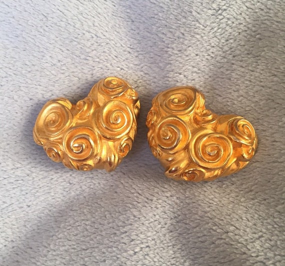 Vintage Givenchy Earrings Heart & Roses Cluster C… - image 7