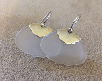 Pendientes vintage antiguos de plata de ley con forma de loto de ágata transparente ondulada