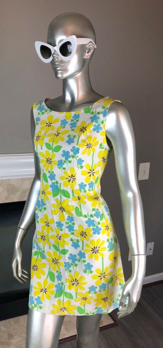 Vintage 60’s MOD Hippie PSYCHEDELIC Floral BABYDOL