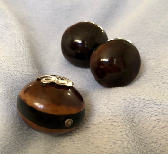 Victorian Sterling Script Initial Conker Nut Pend… - image 8