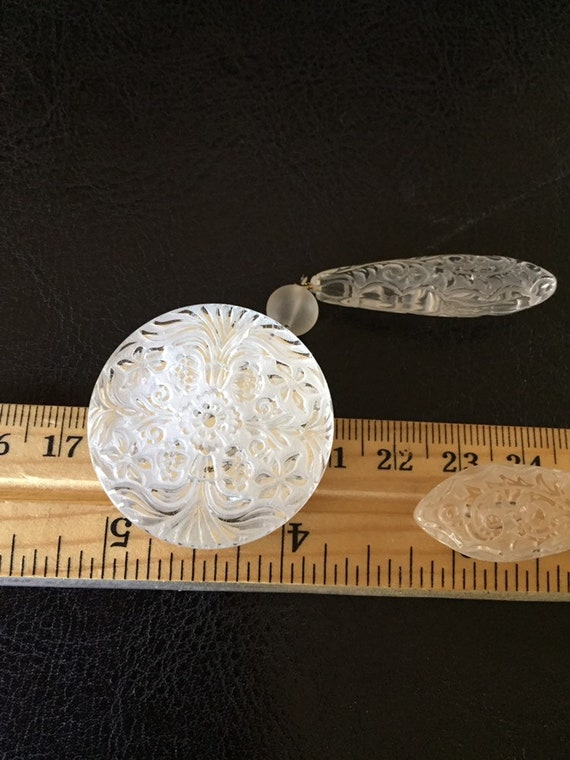 Vintage Carved Clear Lucite Floral Large Earrings - image 7