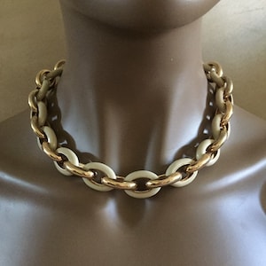 Collar de cadena de esmalte grueso vintage