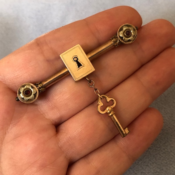 Victorian Sweetheart Valentine’s Day Chained Padlock Key Brooch pin W/Garnets