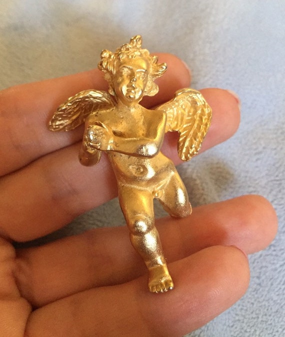 Distressed Matte Gold 3D Cherub Angel Putti Pin L… - image 2