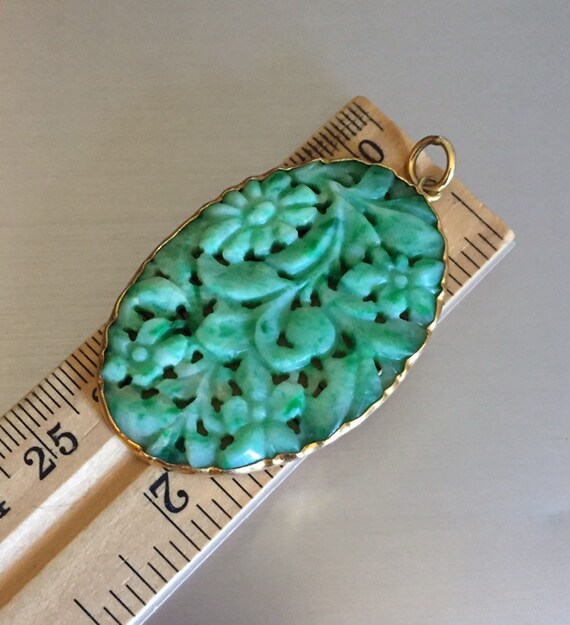 Spectacular 14K Gold Apple Green Jade Large Penda… - image 10