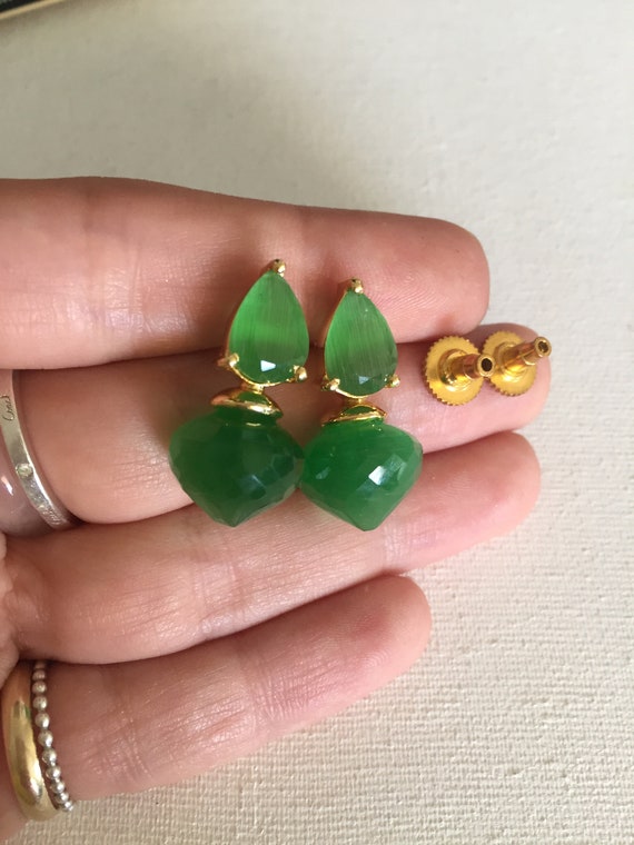 Vintage Gold Green Faceted Agate Classic Cone Drop