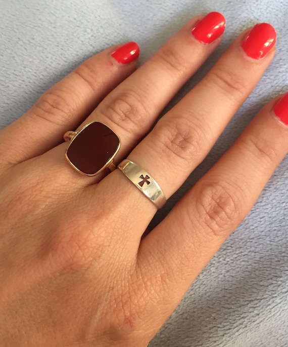 Antique signet ring solid - Gem Antique signet ring solid - Gem