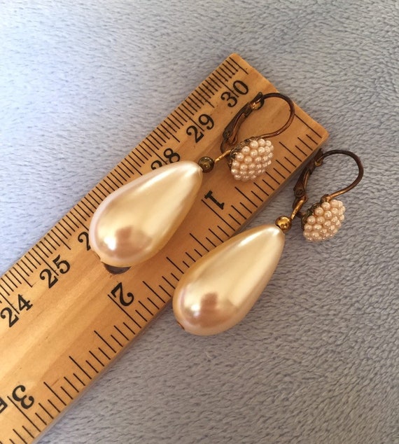 Vintage Faux Pearl Drop Earrings - image 6