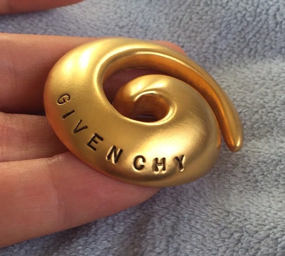 Large Givenchy Matte Gold pin brooch - image 2