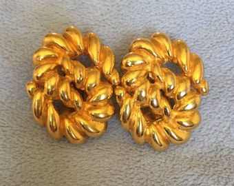 Yves Saint Laurent Rope Design S Swirl Shrimp YSL Earrings