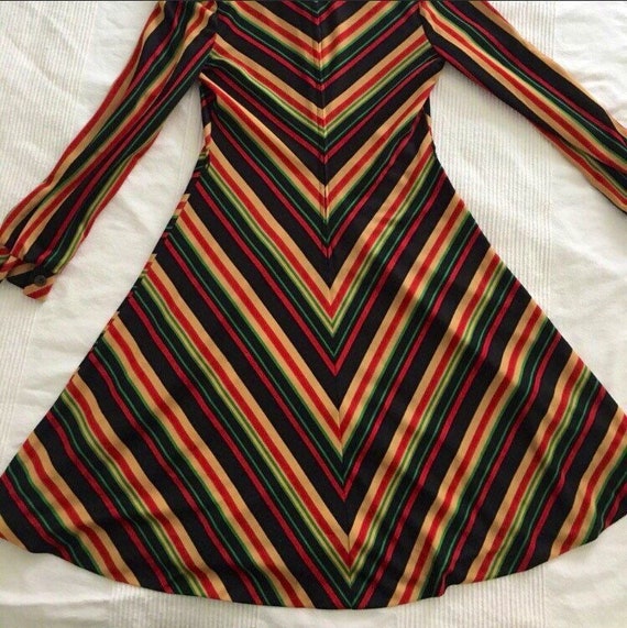 Vintage colorful Chevron Dress size small - image 9