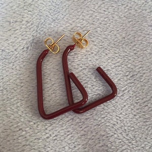 Vintage 1970’s burgundy Dark red geometric Enamel Hoop earrings