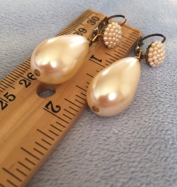 Vintage Faux Pearl Drop Earrings - image 7