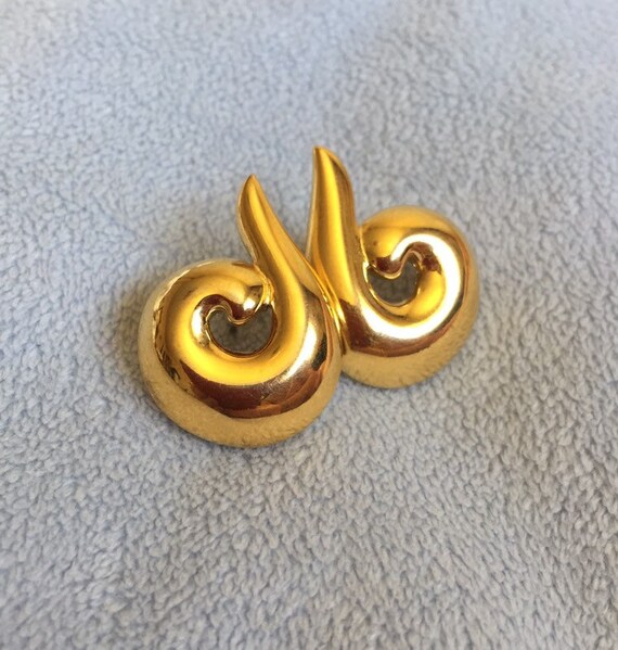 Vintage Trifari earrings Paisley Swirl earrings f… - image 3
