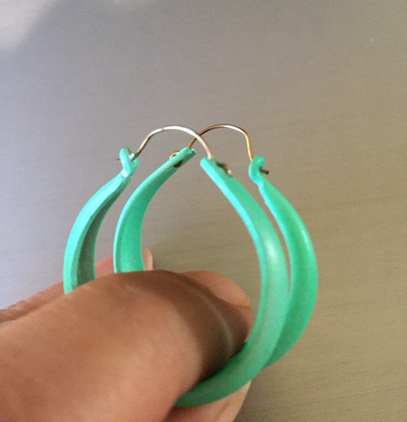 Vintage Blue Green Aqua enamel Hoop Earrings Bask… - image 6