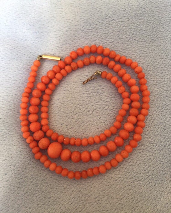Carved coral necklace outlet