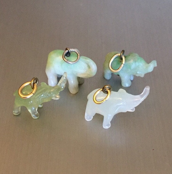 Tiny Art Deco Translucent Carved Green Agate Elep… - image 7