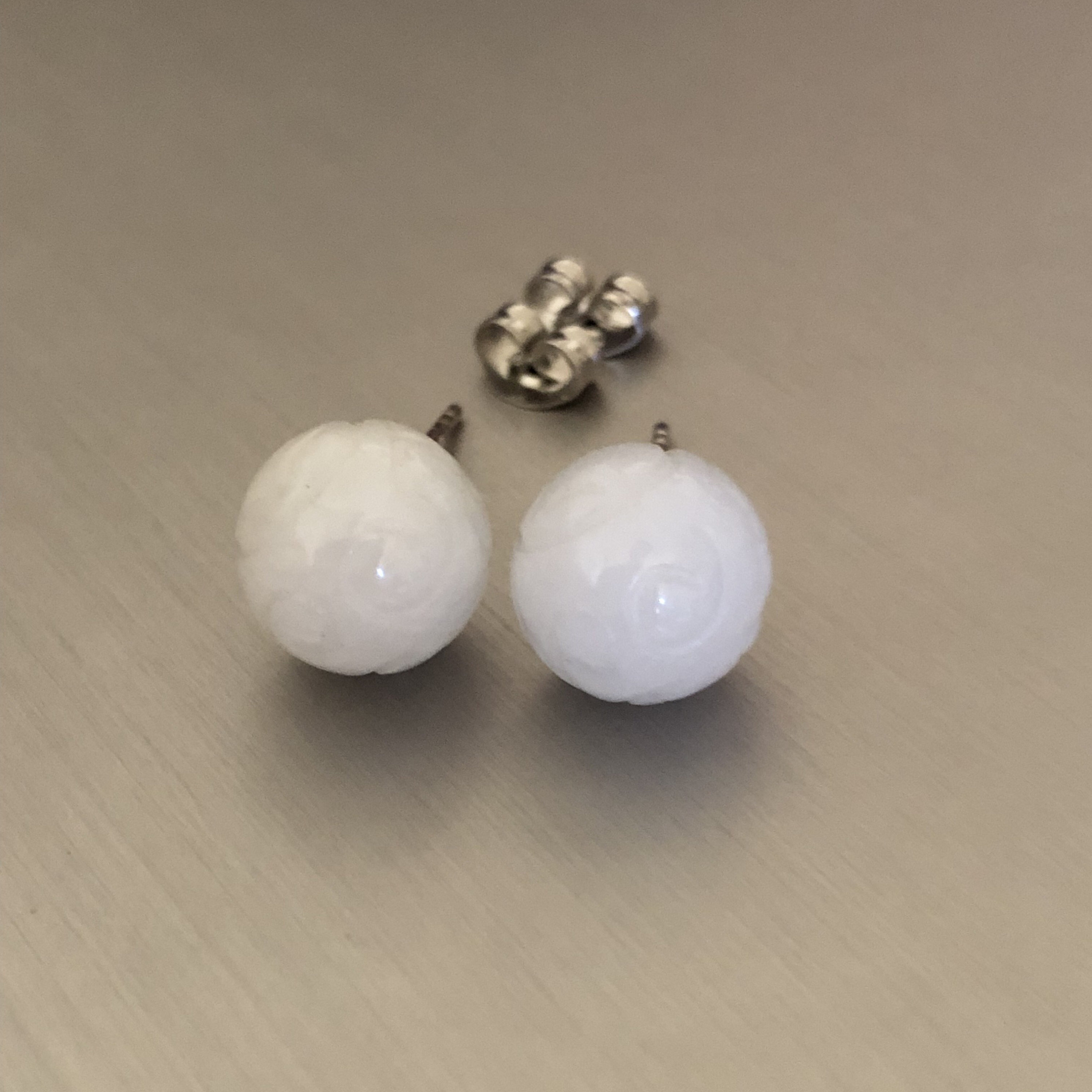 Boucles D'oreilles Pendantes Vintage En Jade Et Argent Massif Sculpté - Occasion