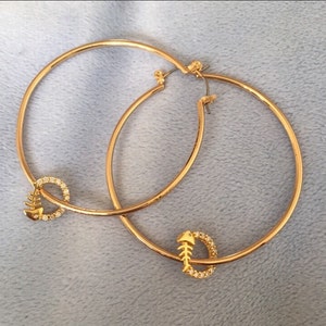 Vintage Gold plated Large Plain hoop earrings w/fish bone charms