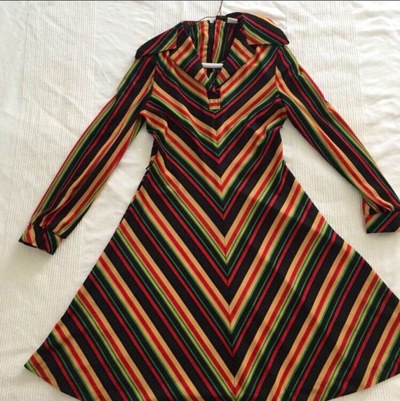 Vintage colorful Chevron Dress size small - image 5