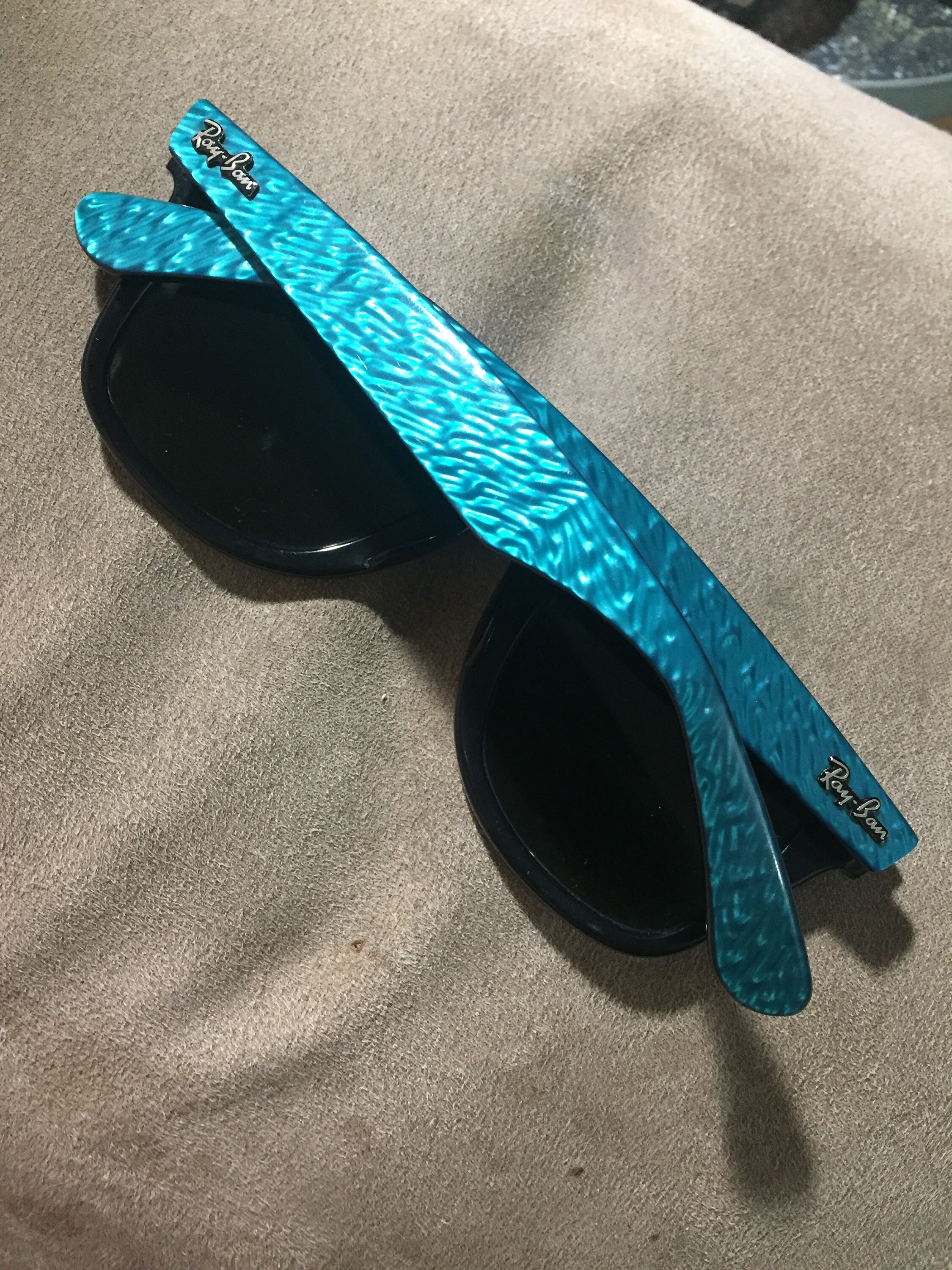 Ray-Ban Turquoise Wayfarer Sunglasses with Black Lenses Made In Italy Authentic Ray-Ban New Wayfarer Sunglasses RB2132 622/19 Matte Black  main image 4